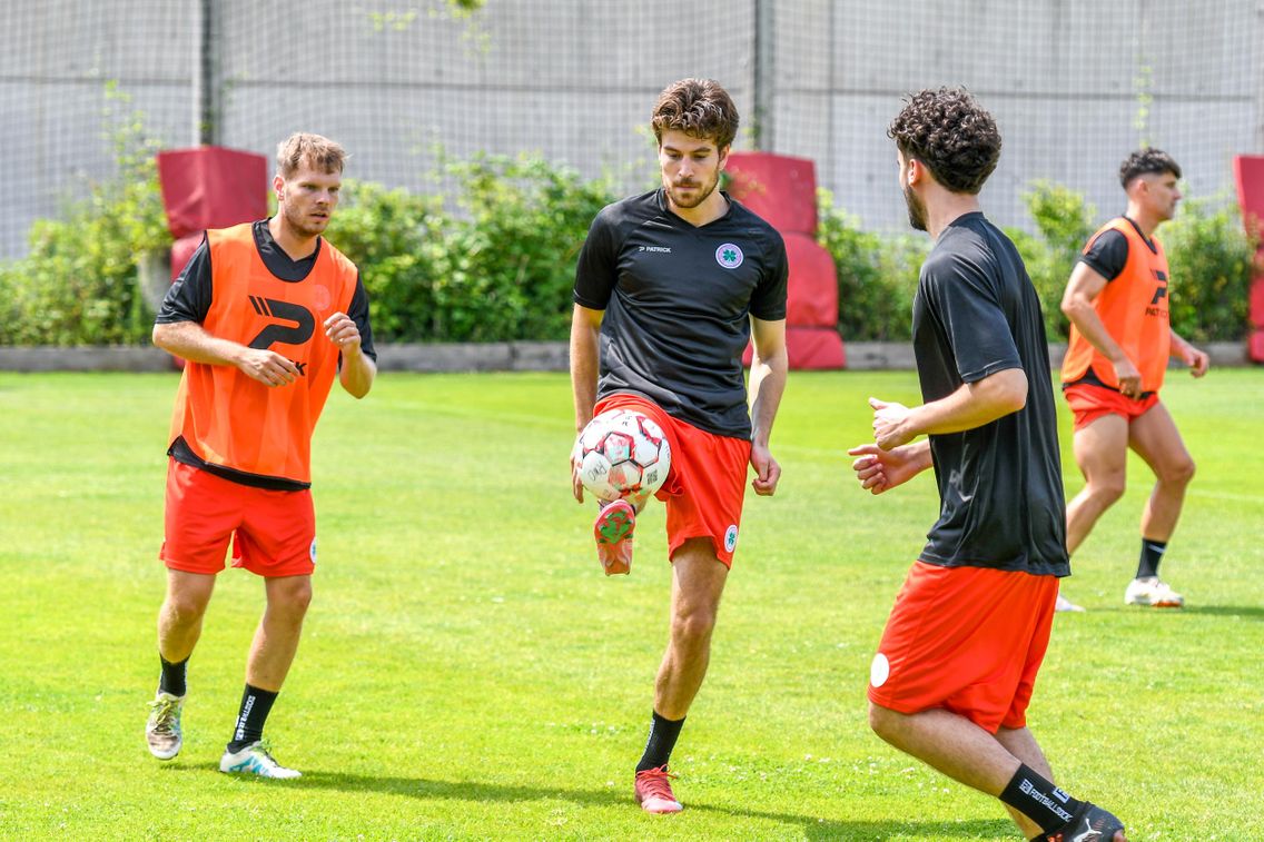 Foto zum Newsartikel Testspielauftakt in Königshardt