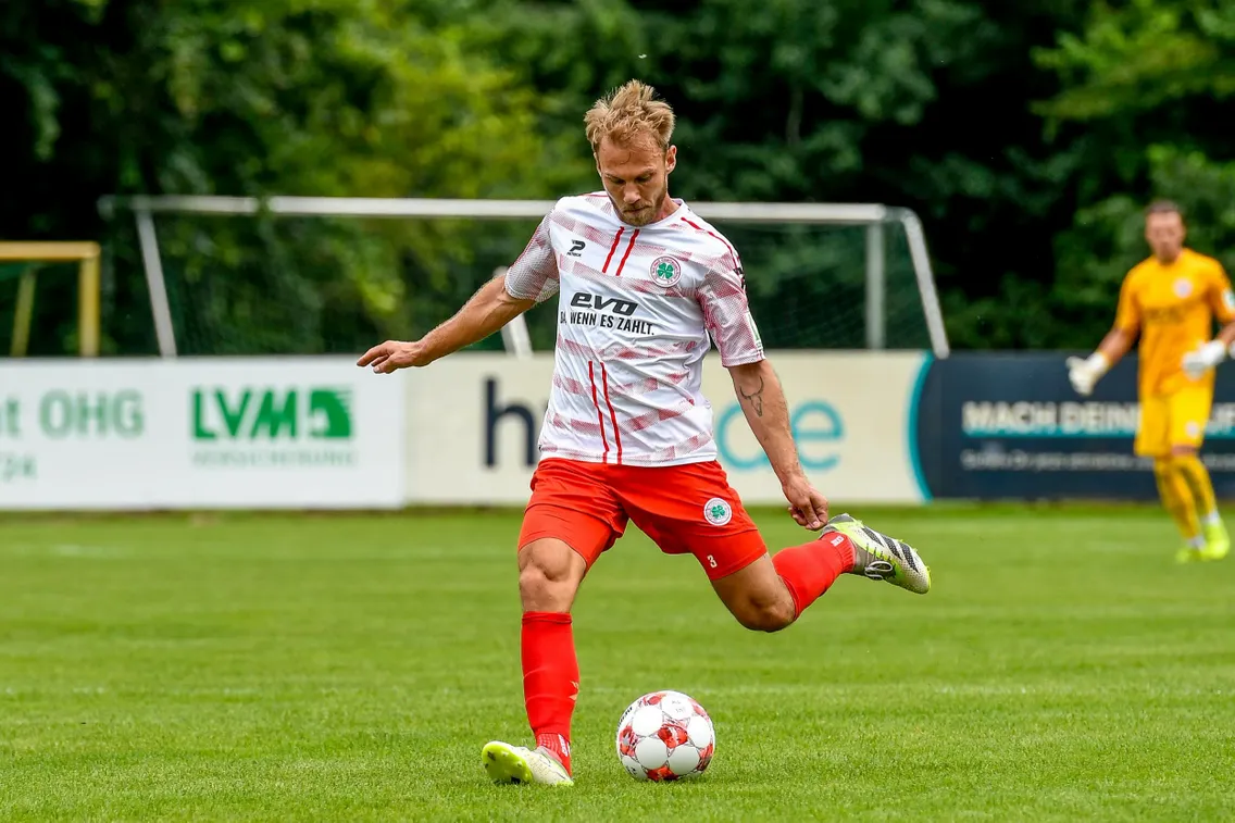 Foto zum Newsartikel Saison-Auftakt gegen den FC Gütersloh