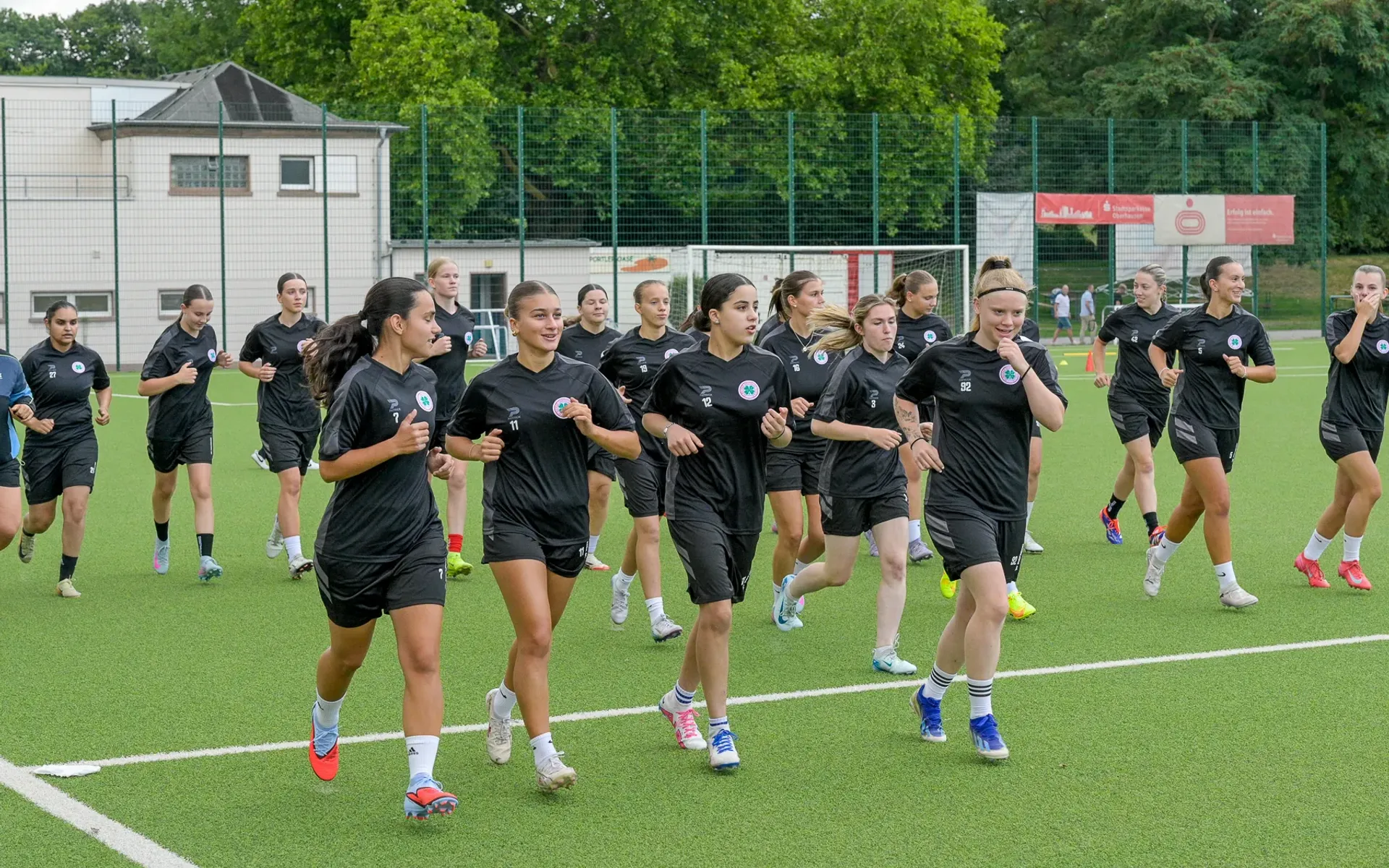 Trainingsauftakt bei den RWO-Frauen