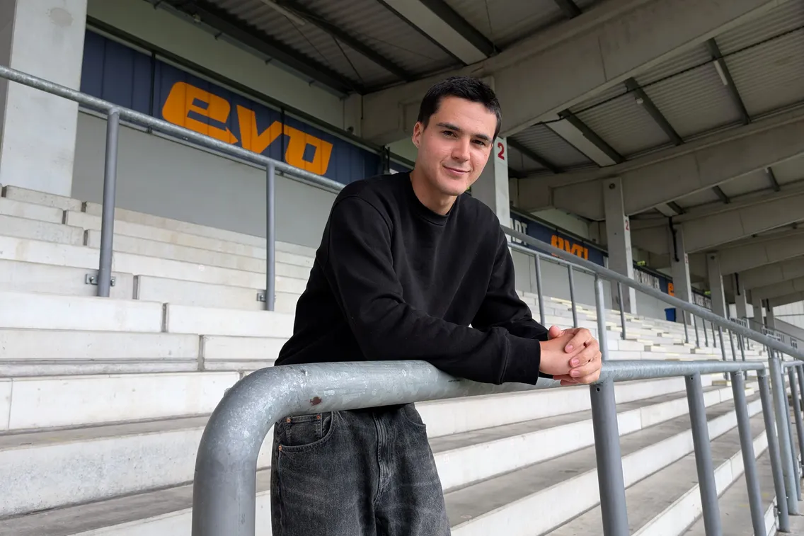 Foto zum Newsartikel Drew Murray verstärkt rot-weiße Defensive