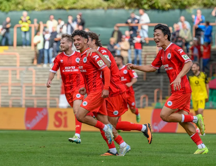Flutlichtspiel bei der U23 des FC Schalke 04