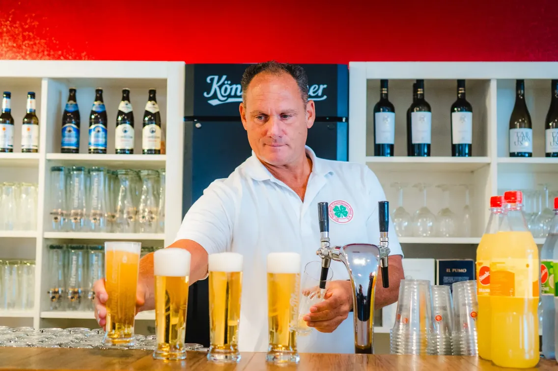 Foto zum Newsartikel Gastro-Team von RWO startet mit viel Freude in die Saison