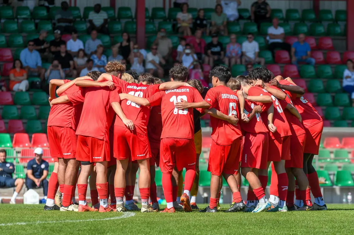 Foto zum Newsartikel Erneut Pech im Abschluss - U17 unterliegt Viktoria Köln