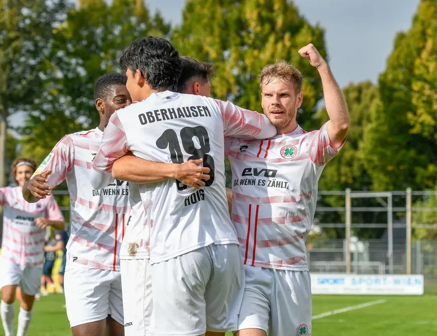 Aufwärtstrend unter Flutlicht bestätigen