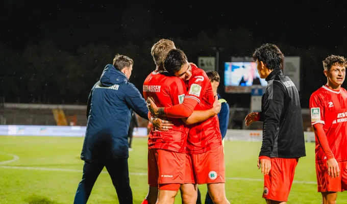 Schlax eiskalt vom Punkt – RWO schlägt auch Paderborn