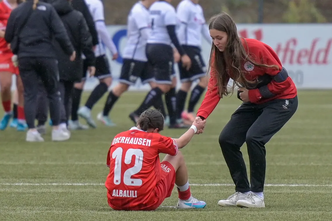 Foto zum Newsartikel Frauenmannschaft verliert knapp im Aufsteigerduell