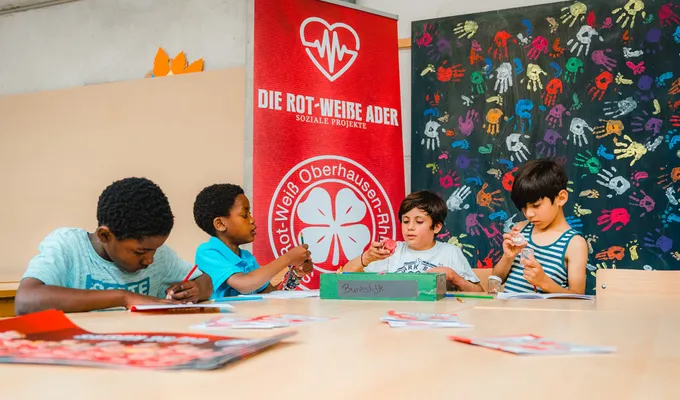 Fußball verbindet – Ein Tag für das Friedensdorf