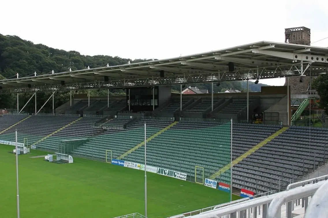 Foto zum Newsartikel Vorverkauf für das Flutlichtspiel in Wuppertal startet