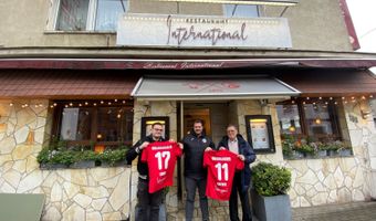 Pokal-Trikot wird international