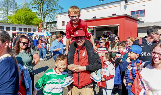 Kostenfreier Stadionbesuch für Kinder gegen Bochum