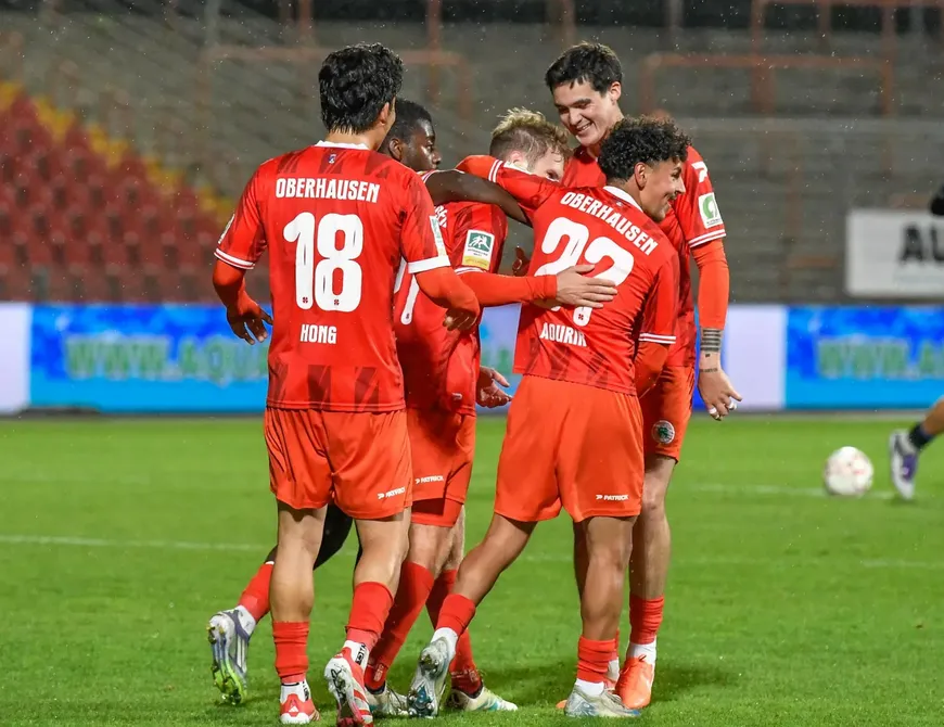 Auswärtsspiel in Wuppertal im Stadion am Zoo