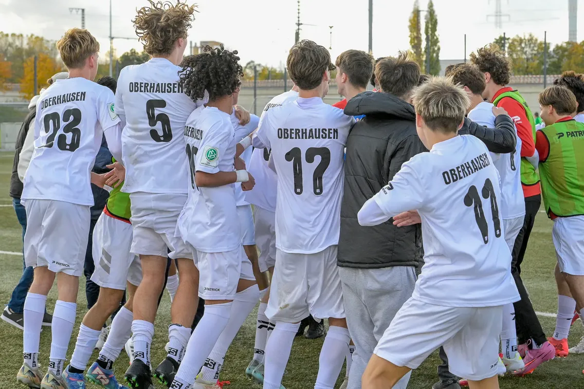 Foto zum Newsartikel U17 feiert Derbysieg gegen Rot-Weiss Essen