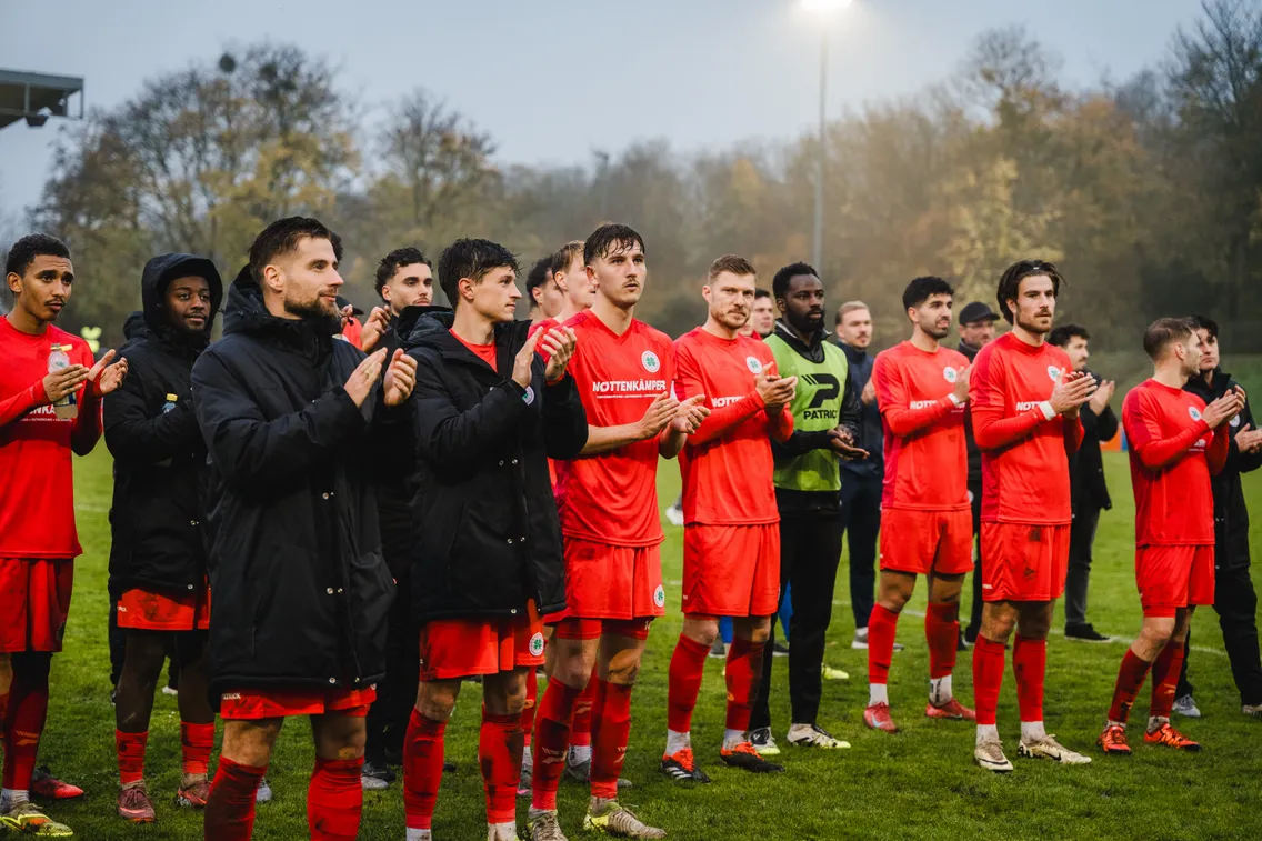 Foto zum Newsartikel Topspiel in Gladbach: RWO trifft als Fünfter auf den Dritten