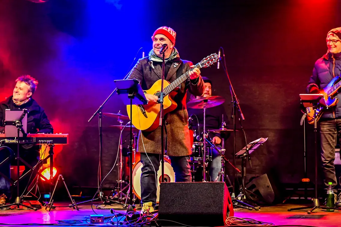 Foto zum Newsartikel Die Acts für das diesjährige evo/RWO Weihnachtssingen  