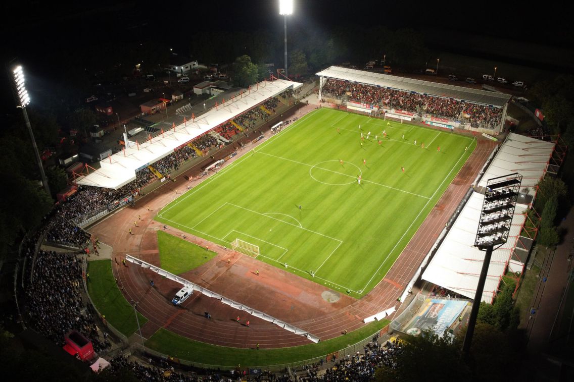 Foto zum Newsartikel Viertelfinale gegen Bezirksligisten im Stadion Niederrhein