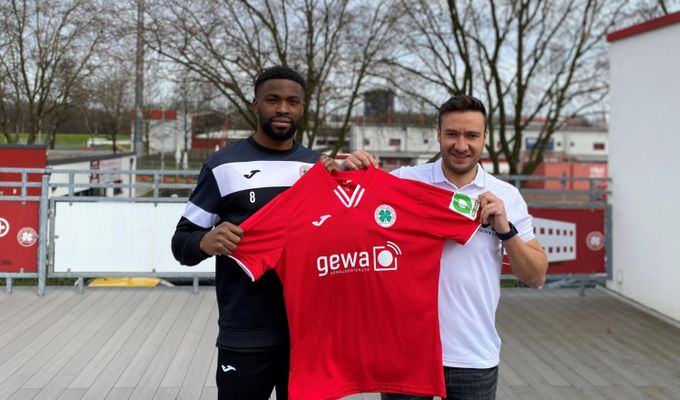RWO verlängert mit Glody Ngyombo