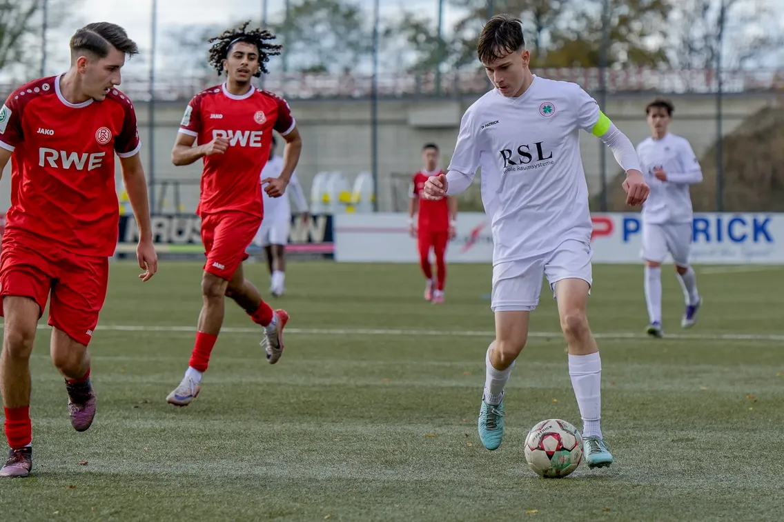 Foto zum Newsartikel U17 trennt sich 2:2 - Blick richtet sich auf die Hauptrunde