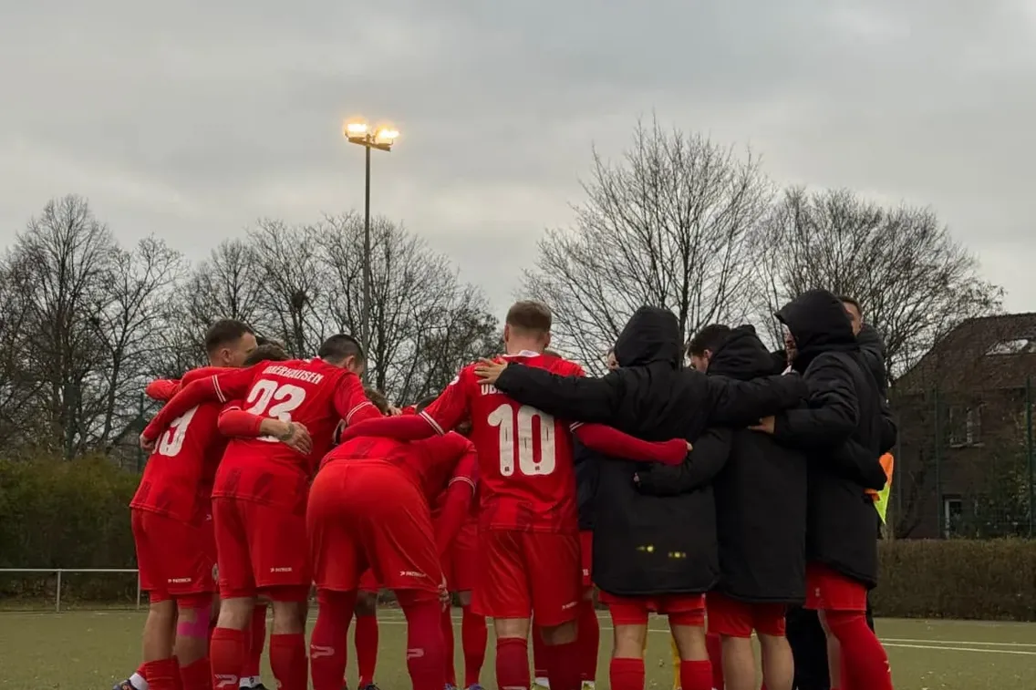 Foto zum Newsartikel RWO Zwei gewinnt auf kuriosem Feld - Wegener trifft fünf Mal