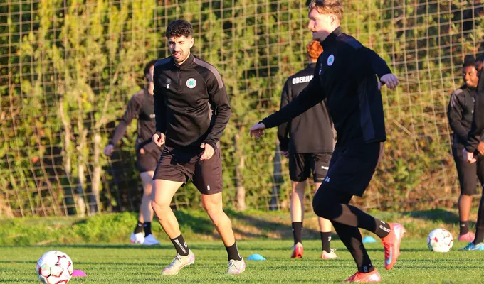Erstes Testspiel im Trainingslager