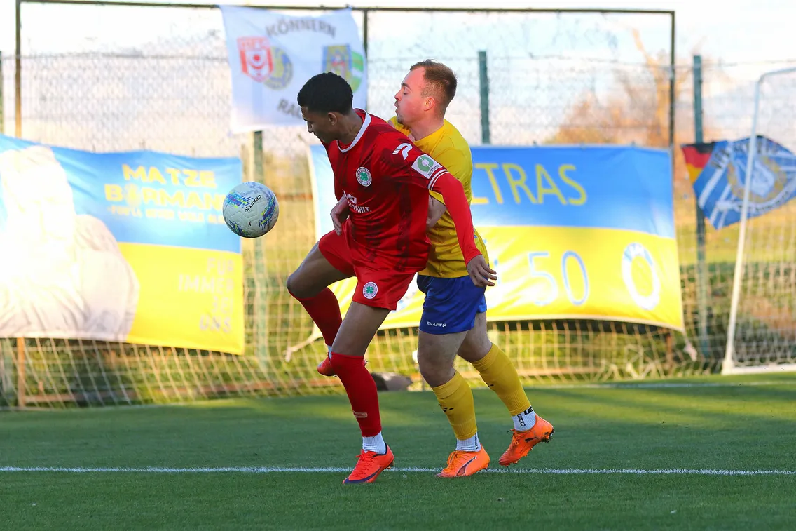 Foto zum Newsartikel RWO unterliegt Lokomotive im Testspiel knapp