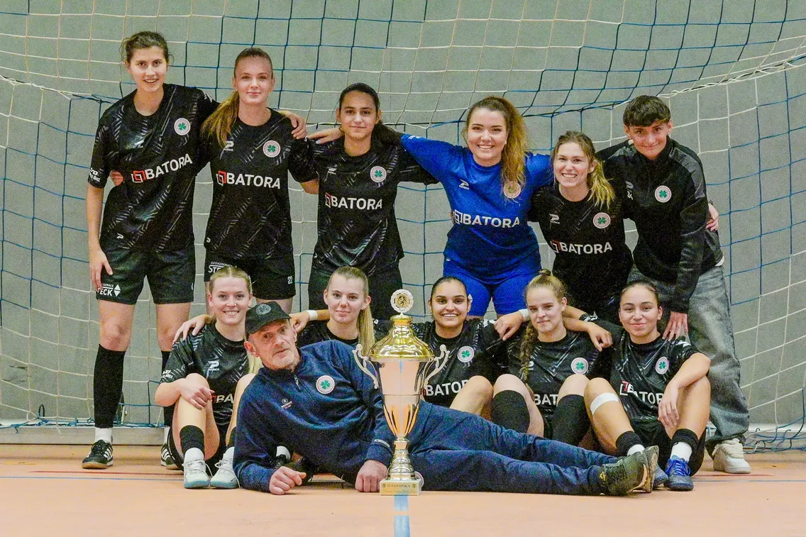 Foto zum Newsartikel Kleeblätter gewinnen Benefizturnier in Velbert