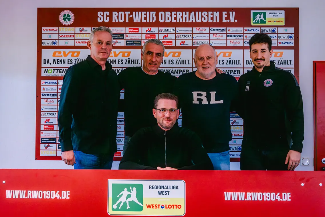 Foto zum Newsartikel Cheftrainer Sebastian Gunkel verlängert langfristig