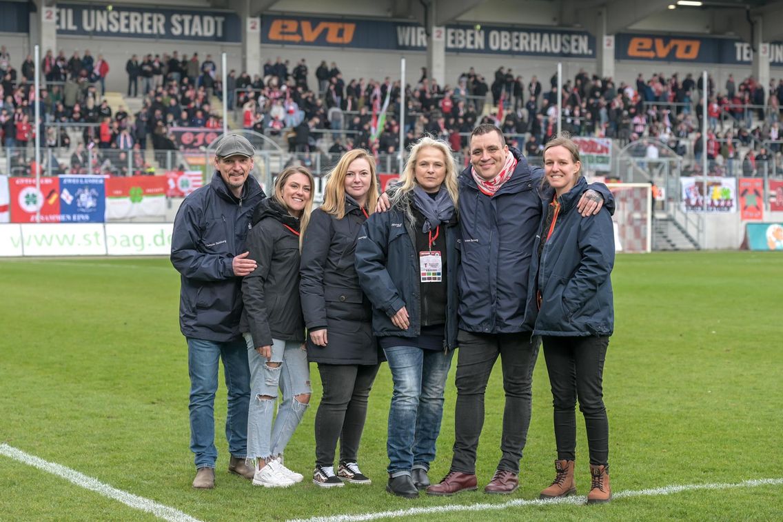 Foto zum Newsartikel Tierheim Duisburg gastiert beim RWO-Heimspiel