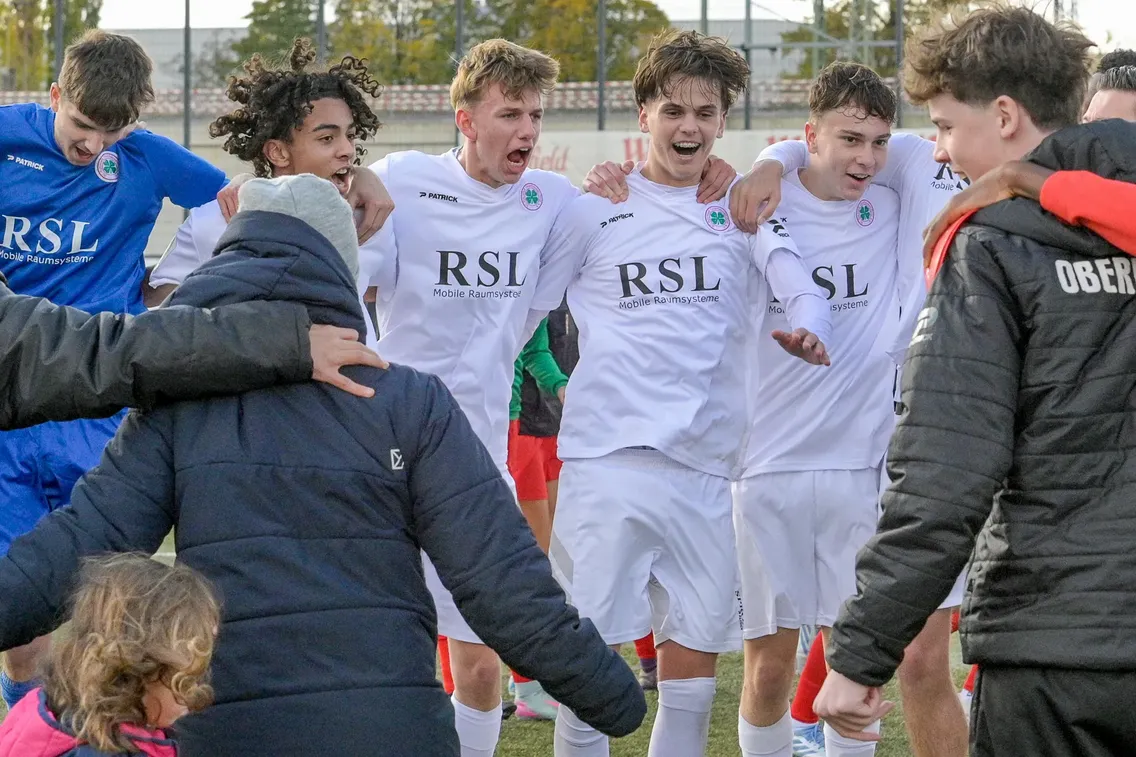 Foto zum Newsartikel U17 auch gegen Hennef siegreich