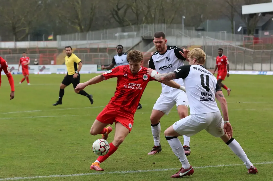 Foto zum Newsartikel RWO feiert Last-Minute-Punktgewinn 