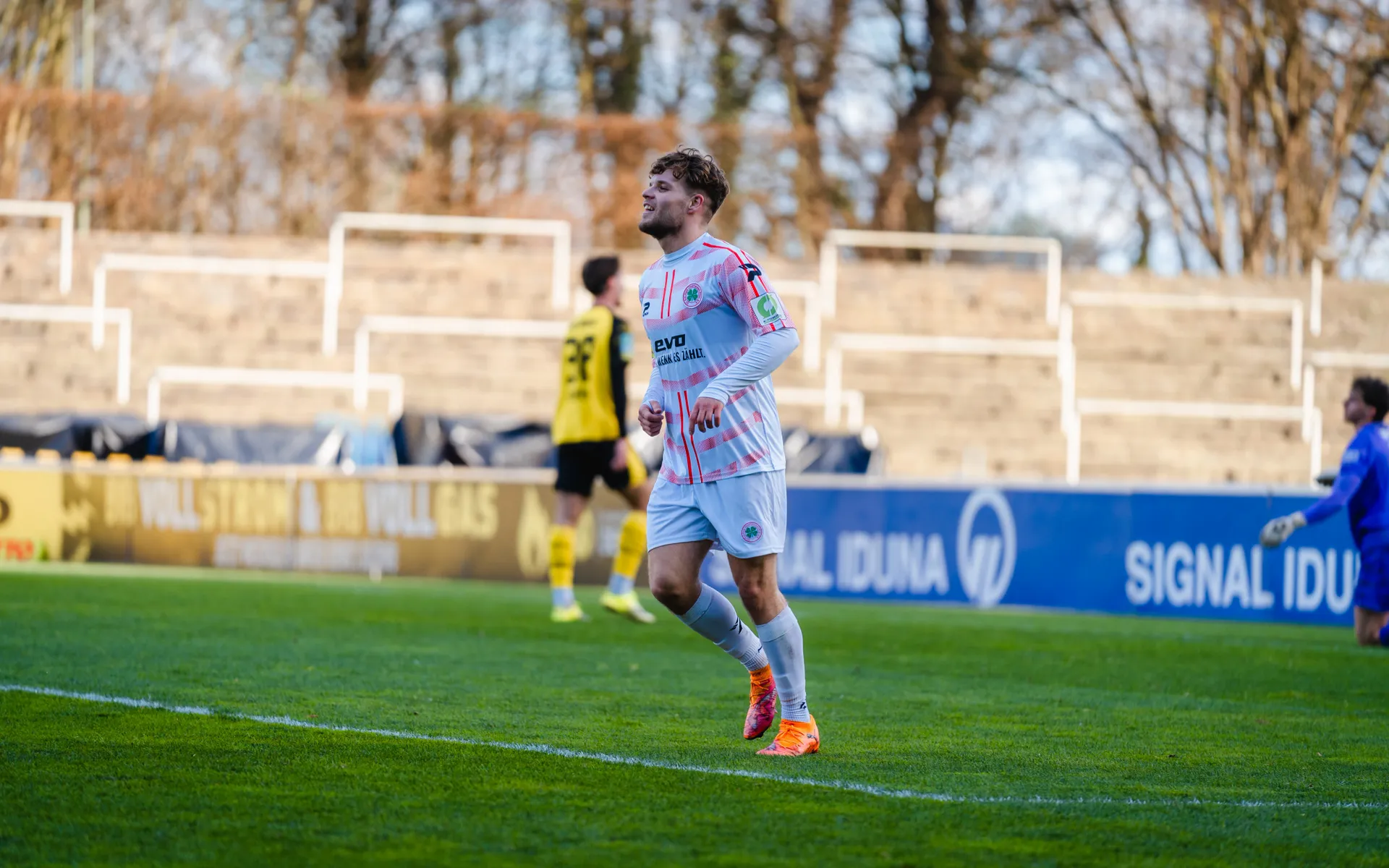 Die drei Punkte sind das Entscheidende