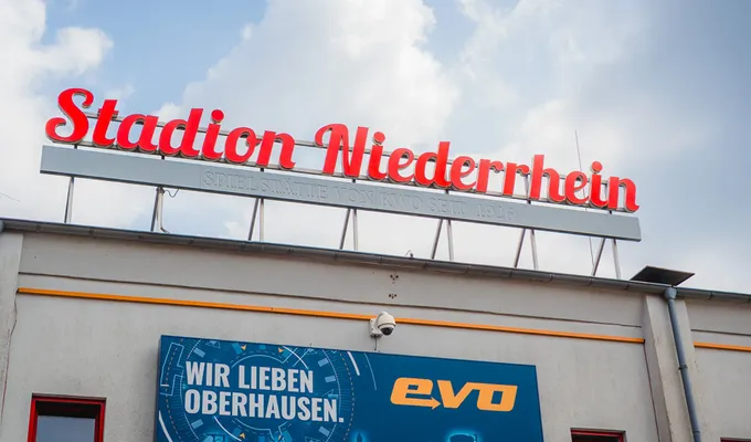 Fan-Infos zum Flutlichtspiel gegen Schalke II