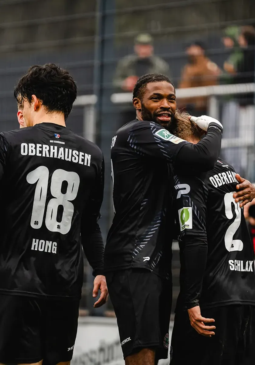 Kleelätter feiern verdienten Sieg in Köln