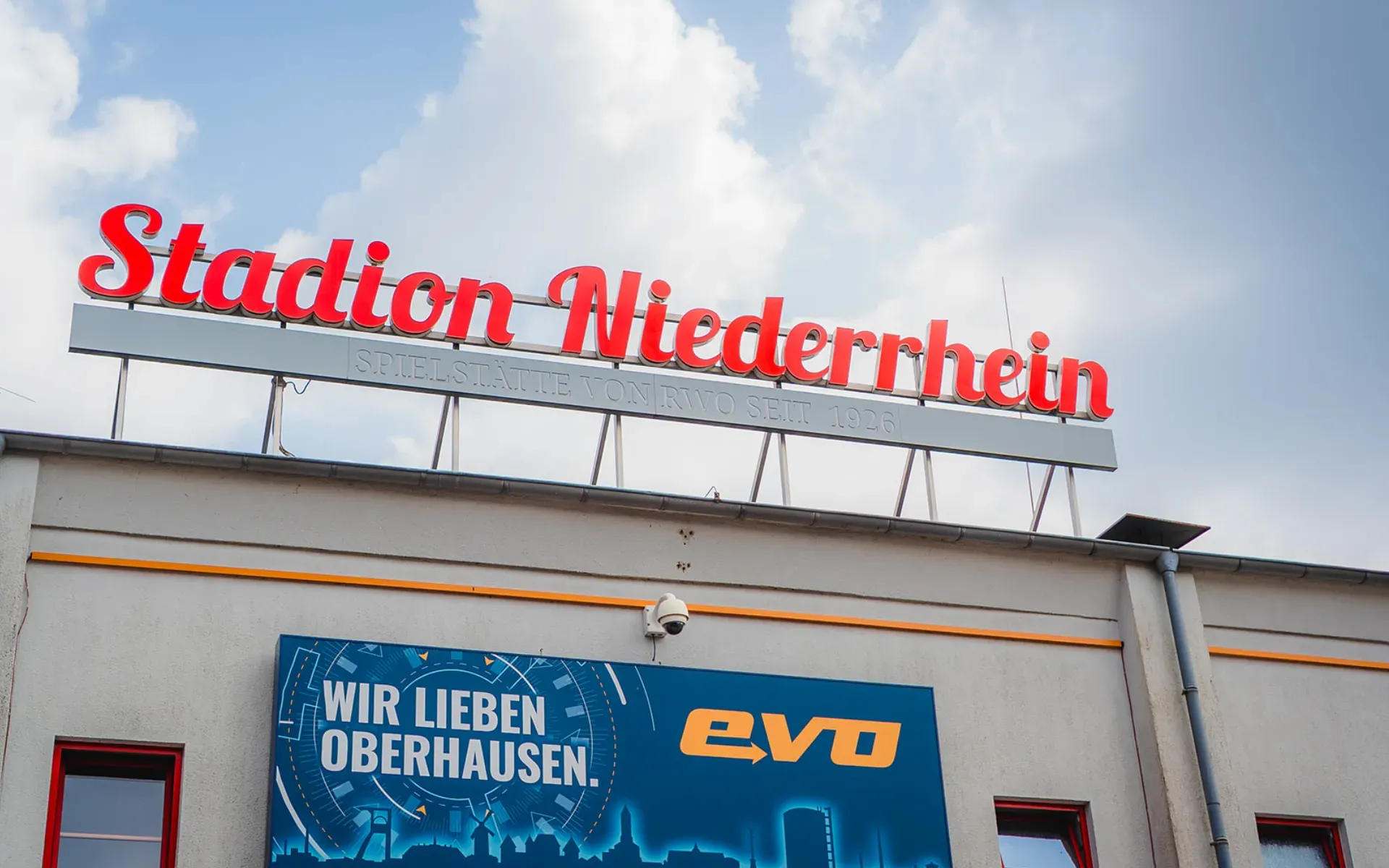 Starker Start für Stadionpatenschaften - 30 Firmen dabei