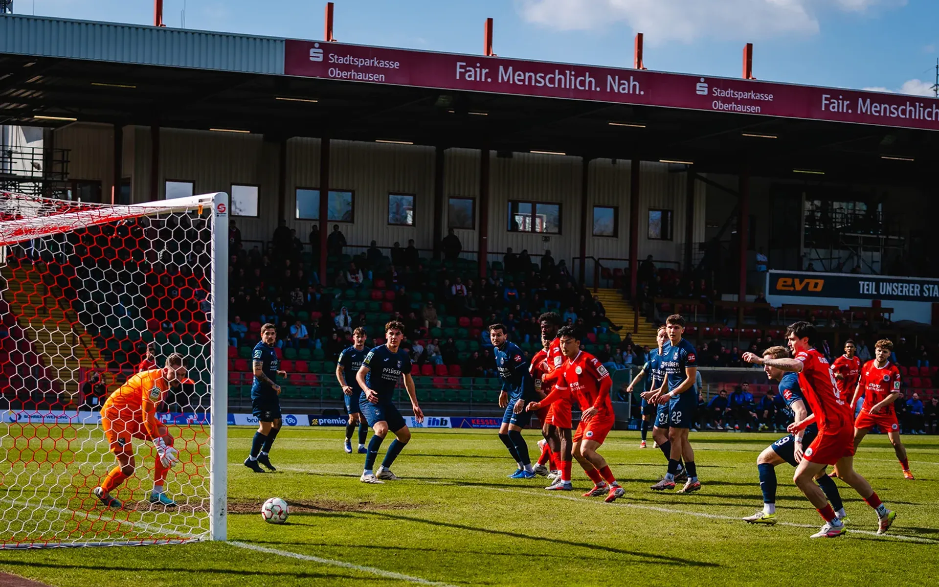 RWO schlägt Wiedenbrück und schließt zur Tabellenspitze auf