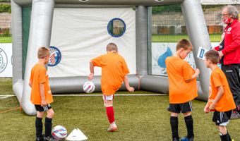 Torwandschießen beim evo-kidsday