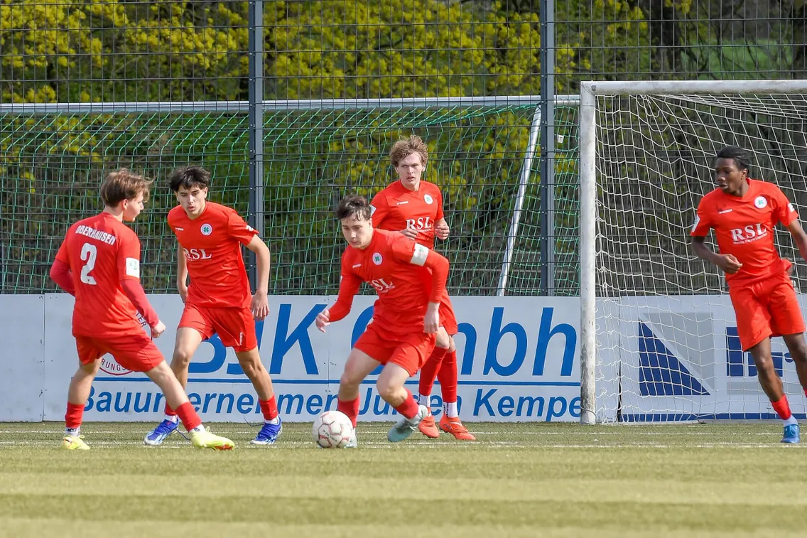 Foto zum Newsartikel U17 sichert sich vorzeitigen Klassenerhalt