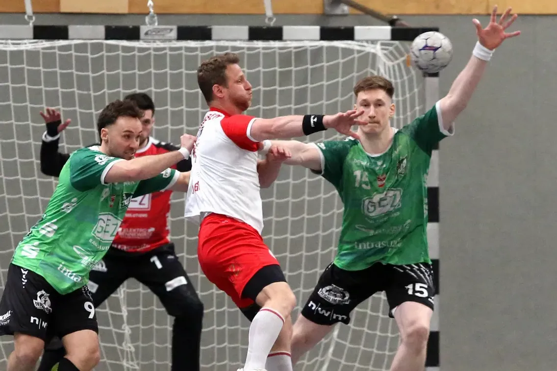 Foto zum Newsartikel Handballer gehen als Tabellenführer in die letzten Spiele
