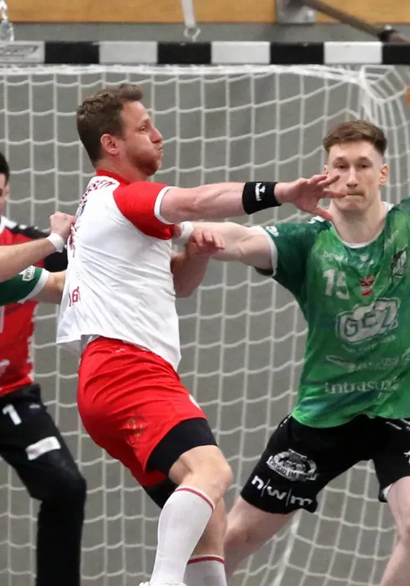 Handballer gehen als Tabellenführer in die letzten Spiele