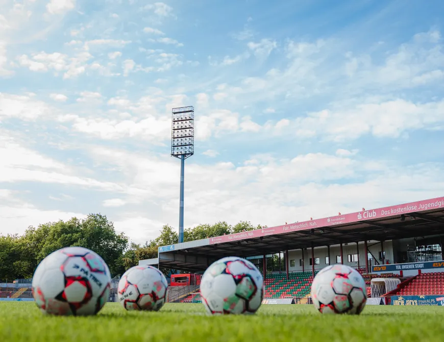U17 unterliegt Eintracht Frankfurt trotz guter erster Hälfte