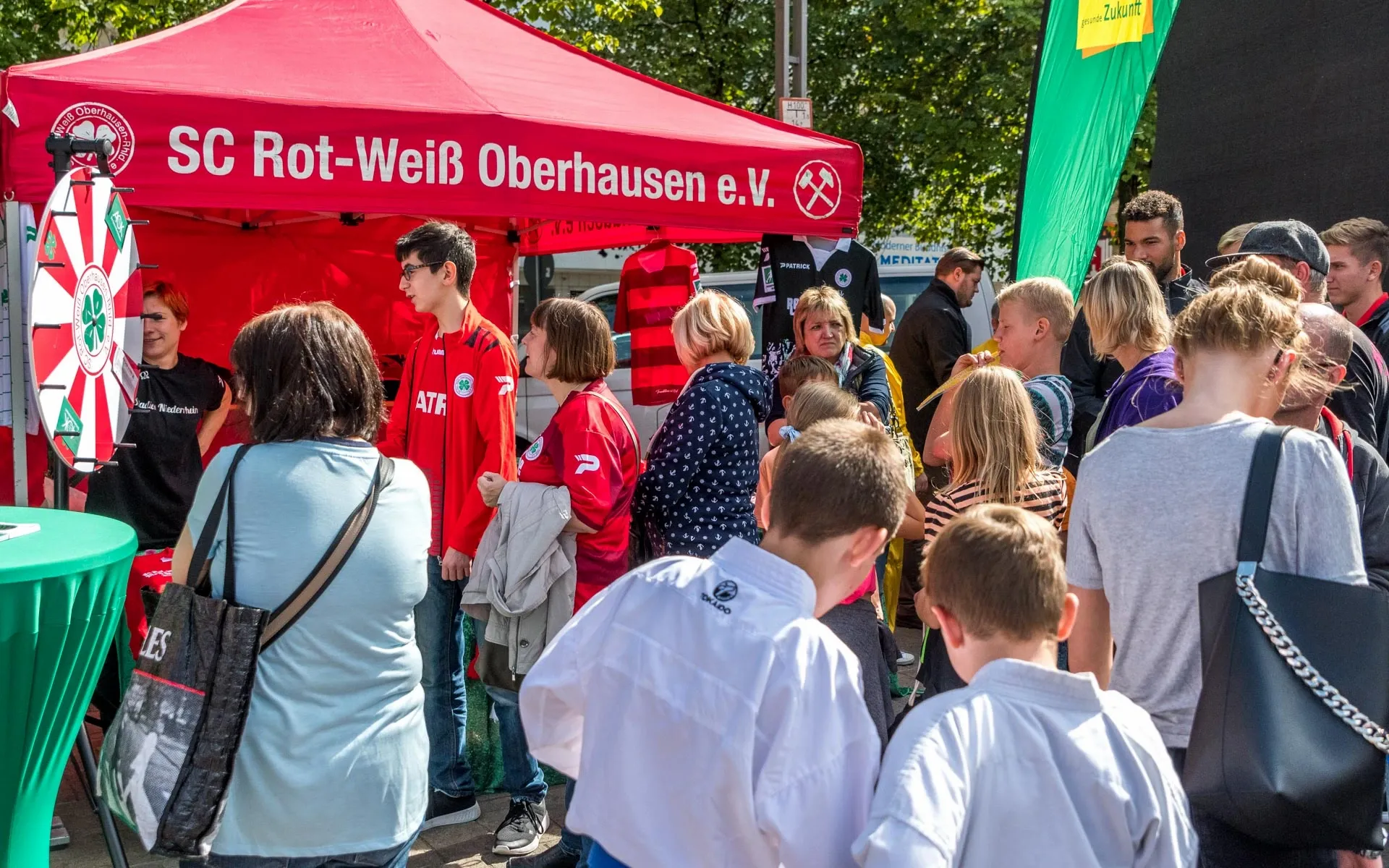 RWO beim Sterkrader Spiel- und Sportwochenende vor Ort