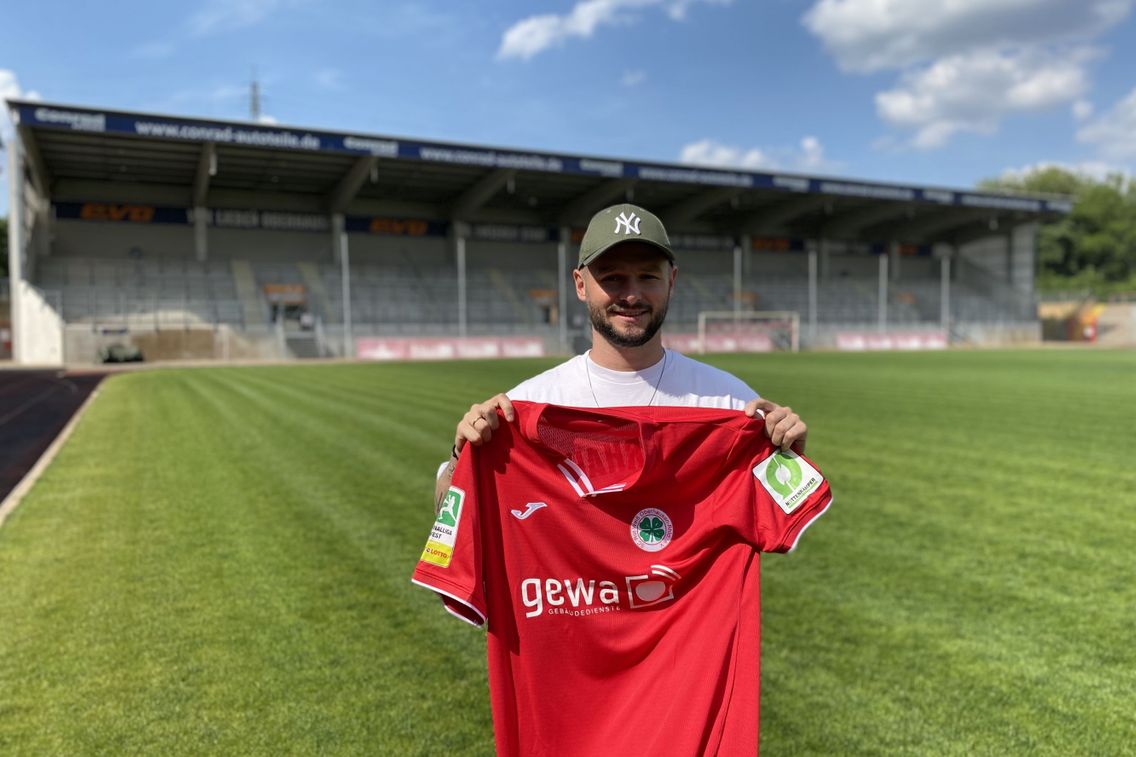 Foto zum Newsartikel Marius Kleinsorge wird ein Kleeblatt
