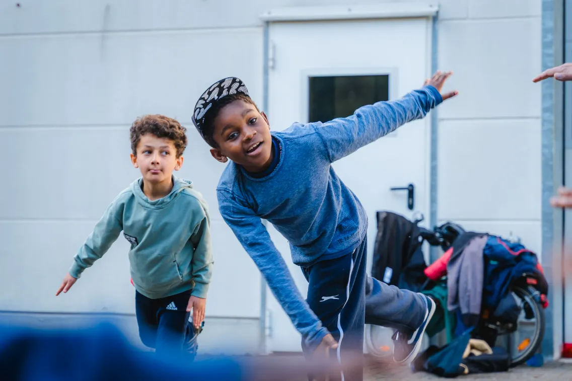 Foto zum Newsartikel Friedensdorf-Kinder trainieren für den Kleeblattlauf