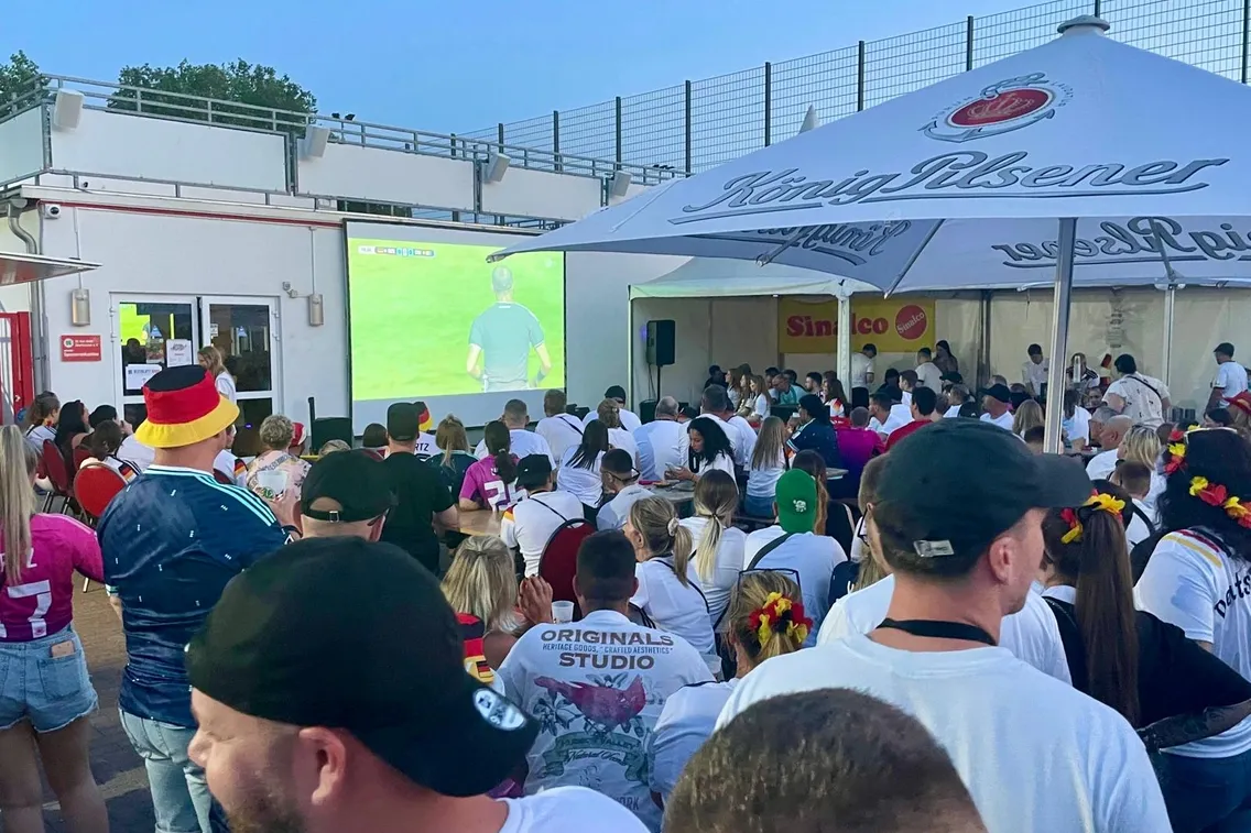 Foto zum Newsartikel WM-Abend bei RWO: Rabattaktion verlängert