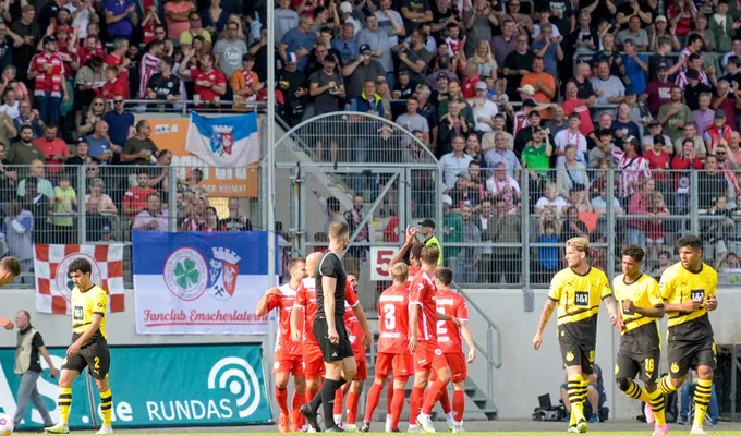 Champions-League-Feeling: BVB gastiert in Oberhausen