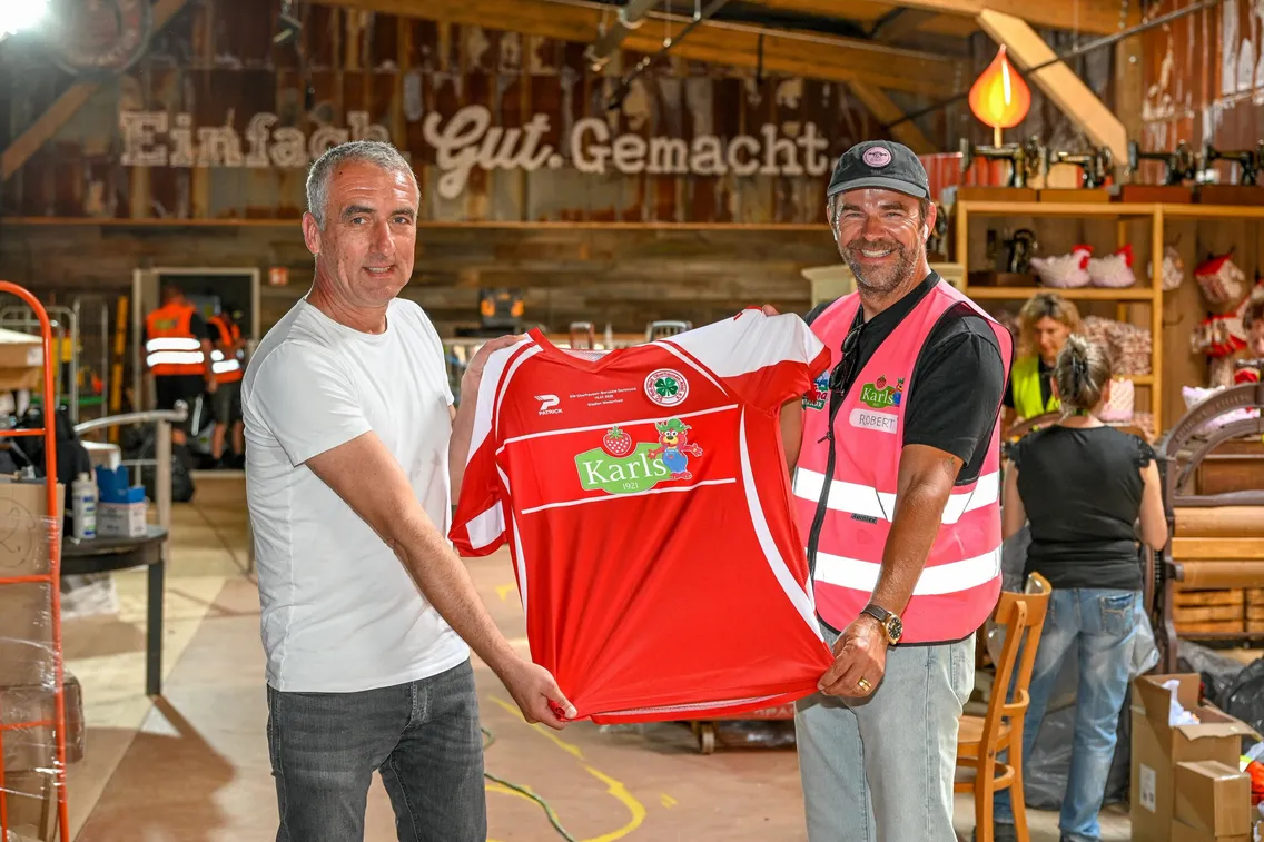 Foto zum Newsartikel Einmaliges RWO-Trikot gegen BVB