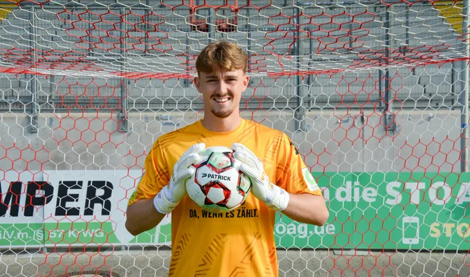 Rot-Weiß Oberhausen verpflichtet Torhüter Nicolas Glaus