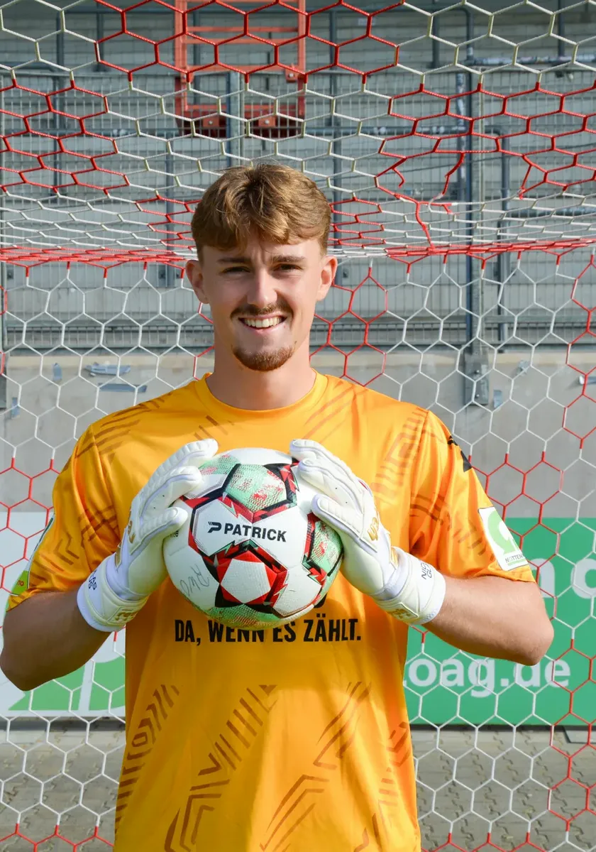 Rot-Weiß Oberhausen verpflichtet Torhüter Nicolas Glaus