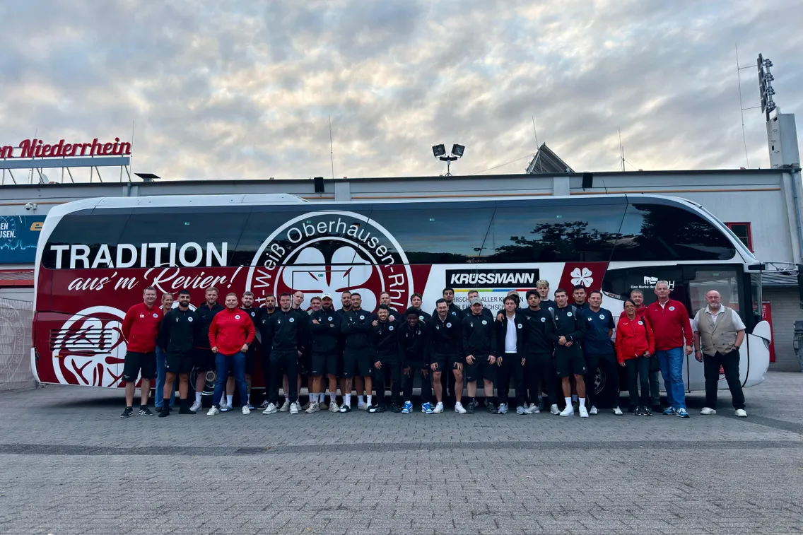 Foto zum Newsartikel RWO 2 auf dem Weg ins Trainingslager