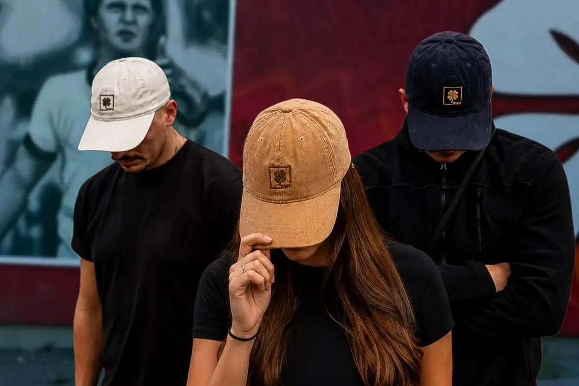 Foto zum Newsartikel Das erste LANDwear-Produkt im Kleeblatt Shop