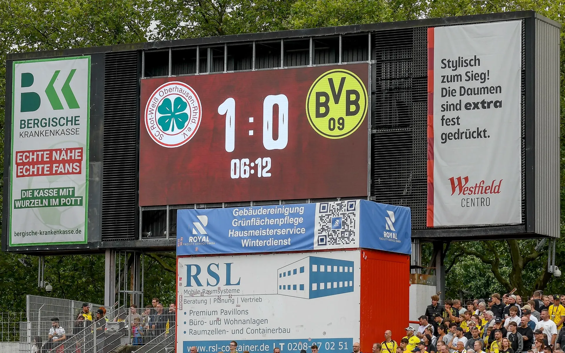 Große Bühne für starke Marken: Werbung auf der Anzeigetafel